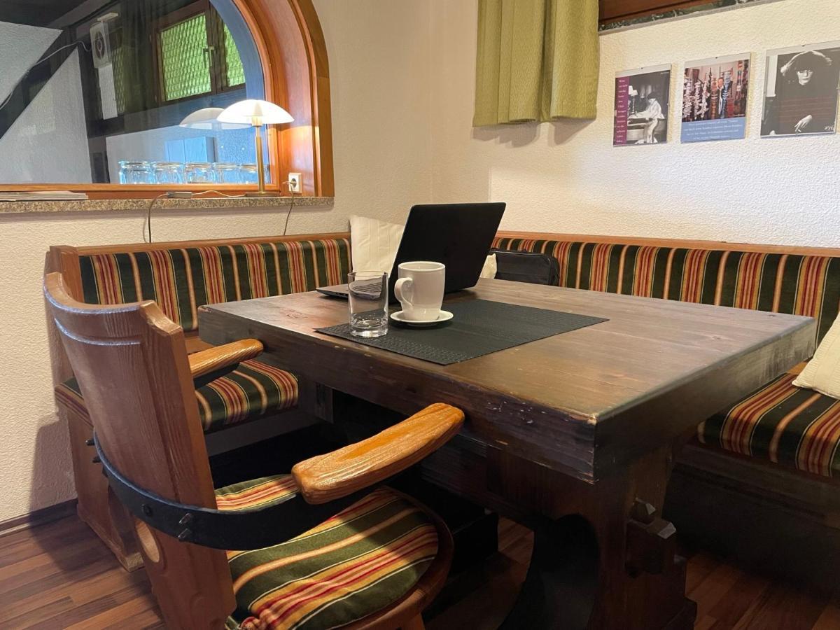 Ferienwohnung Auszeit Auf Dem Kulturgut Hirtscheid Alpenrod Exterior foto